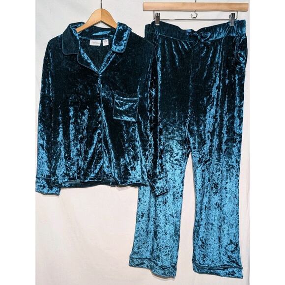 Womens Crushed Velvet Pajamas 1X Turquoise Luxurious The Vermont Country Store - Picture 1 of 8